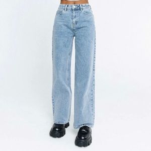 Size 6 Princess Polly Straight Leg Jean